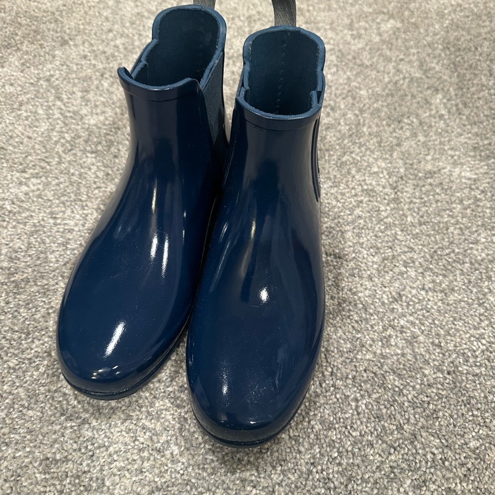 Hunter Classic Navy Footwear